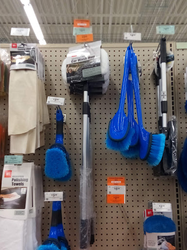 Hardware Store «Harbor Freight Tools», reviews and photos, 395 Westgate Dr, Brockton, MA 02301, USA