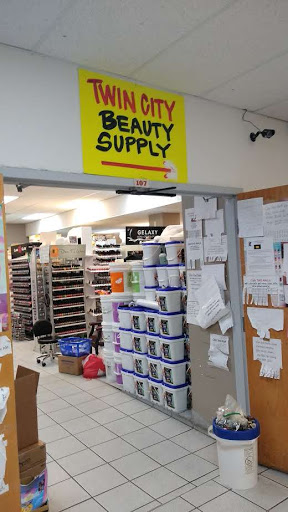 Beauty Supply Store «Twin City Nail Supply», reviews and photos, 455 University Ave W, St Paul, MN 55103, USA