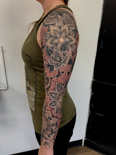 Explore bestie tattoo ideas small, creative tattoo ideas in Mount Clemens, available at Hand & Heart Tattoo