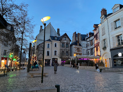 Place du Châtelet à Orléans
