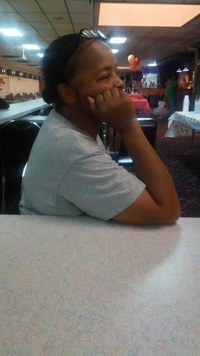 Bowling Alley «Strike & Spare Family Fun Center», reviews and photos, 6220 Shepherdsville Rd, Louisville, KY 40228, USA