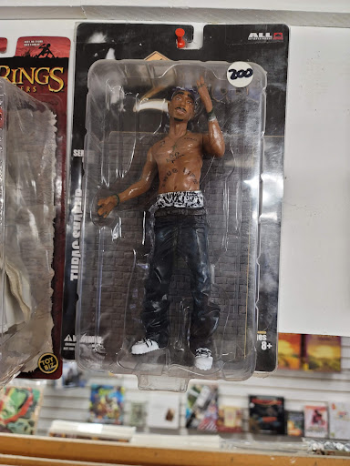 Comic Book Store «Bizarro World», reviews and photos, 223 E St, Davis, CA 95616, USA