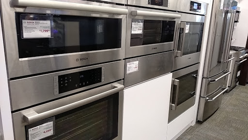 Appliance Store «George Washington Toma TV», reviews and photos, 1353 Commercial St, East Weymouth, MA 02189, USA