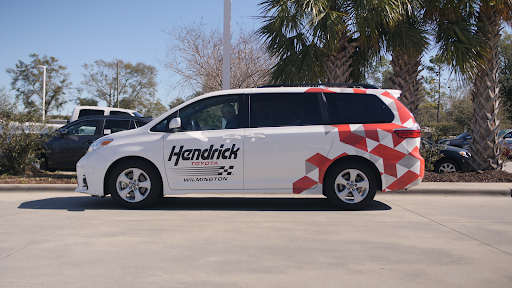 Toyota Dealer «Hendrick Toyota of Wilmington», reviews and photos, 5640 Market St, Wilmington, NC 28405, USA