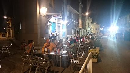 Bar @qui M Quedo - Carr. de Chinchon, 40, 28360 Villaconejos, Madrid, Spain