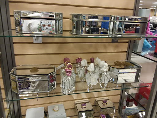 Department Store «Stein Mart», reviews and photos, 191 Rice Lake Square, Wheaton, IL 60189, USA