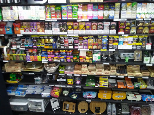 Tobacco Shop «J Smoke Shop», reviews and photos, 5140 W Peoria Ave #138, Glendale, AZ 85302, USA