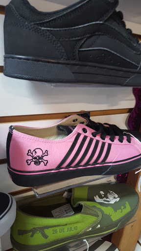 Shoe Store «Heel & Sole Shoes», reviews and photos, 708 Mangrove Ave, Chico, CA 95926, USA