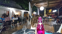 Atmosphère du Restaurant français Les Terrasses du Gardon à Anduze - n°9