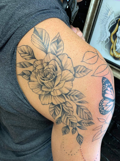 Explore couples finger tattoos ideas, creative tattoo ideas in Kenosha, available at Kenosha Tattoo Company