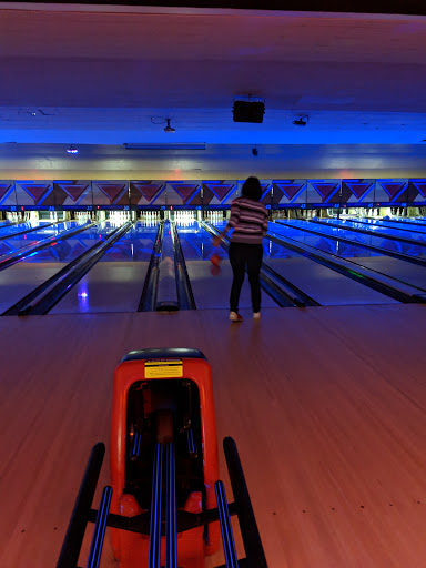 Bowling Alley «AMF Annandale Lanes», reviews and photos, 4245 Markham St, Annandale, VA 22003, USA