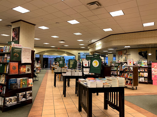 Book Store «Barnes & Noble Booksellers», reviews and photos, 118 E Broadway #238, Bloomington, MN 55425, USA