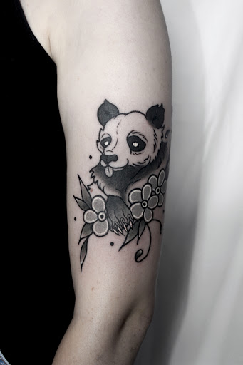 Explore knife tattoo ideas, creative tattoo ideas in Portland, available at Deadfoxtattoo
