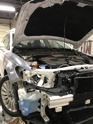 Auto Body Shop «The Collision Shop - Clinton Township», reviews and photos, 33457 S Gratiot Ave, Charter Twp of Clinton, MI 48035, USA
