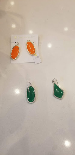 Jewelry Store «Kendra Scott», reviews and photos, 816 Town and Country Blvd #131, Houston, TX 77024, USA