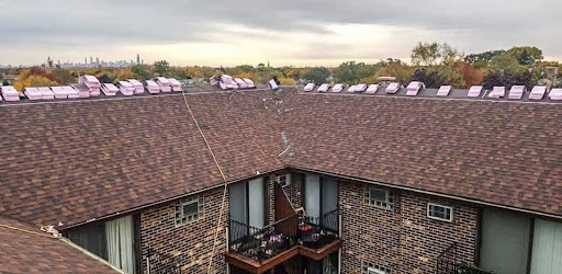 Roofing Contractor «New Edge Improvement Roofing Companies Chicago», reviews and photos, 7151 W Belmont Ave, Chicago, IL 60634, USA