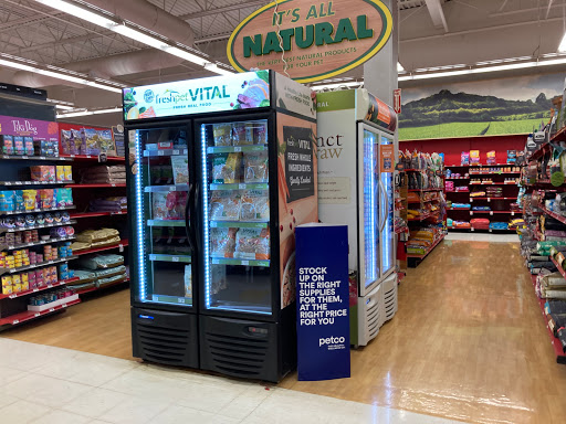 Pet Supply Store «Petco Animal Supplies», reviews and photos, 848 N Colony Rd c, Wallingford, CT 06492, USA