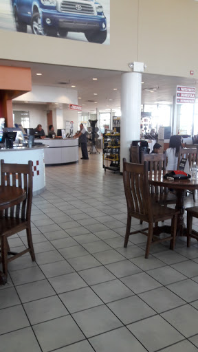 Toyota Dealer «Toyota of Pharr», reviews and photos, 1625 W Expy 83, Pharr, TX 78577, USA