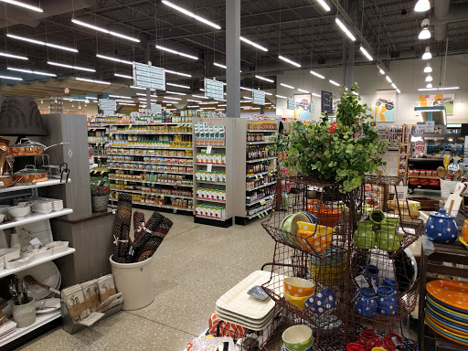 Grocery Store «Harvest Market», reviews and photos, 2029 S Neil St, Champaign, IL 61820, USA