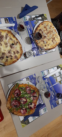 Plats et boissons du Pizzas à emporter Les pizzas d'Erwan à Millau - n°5