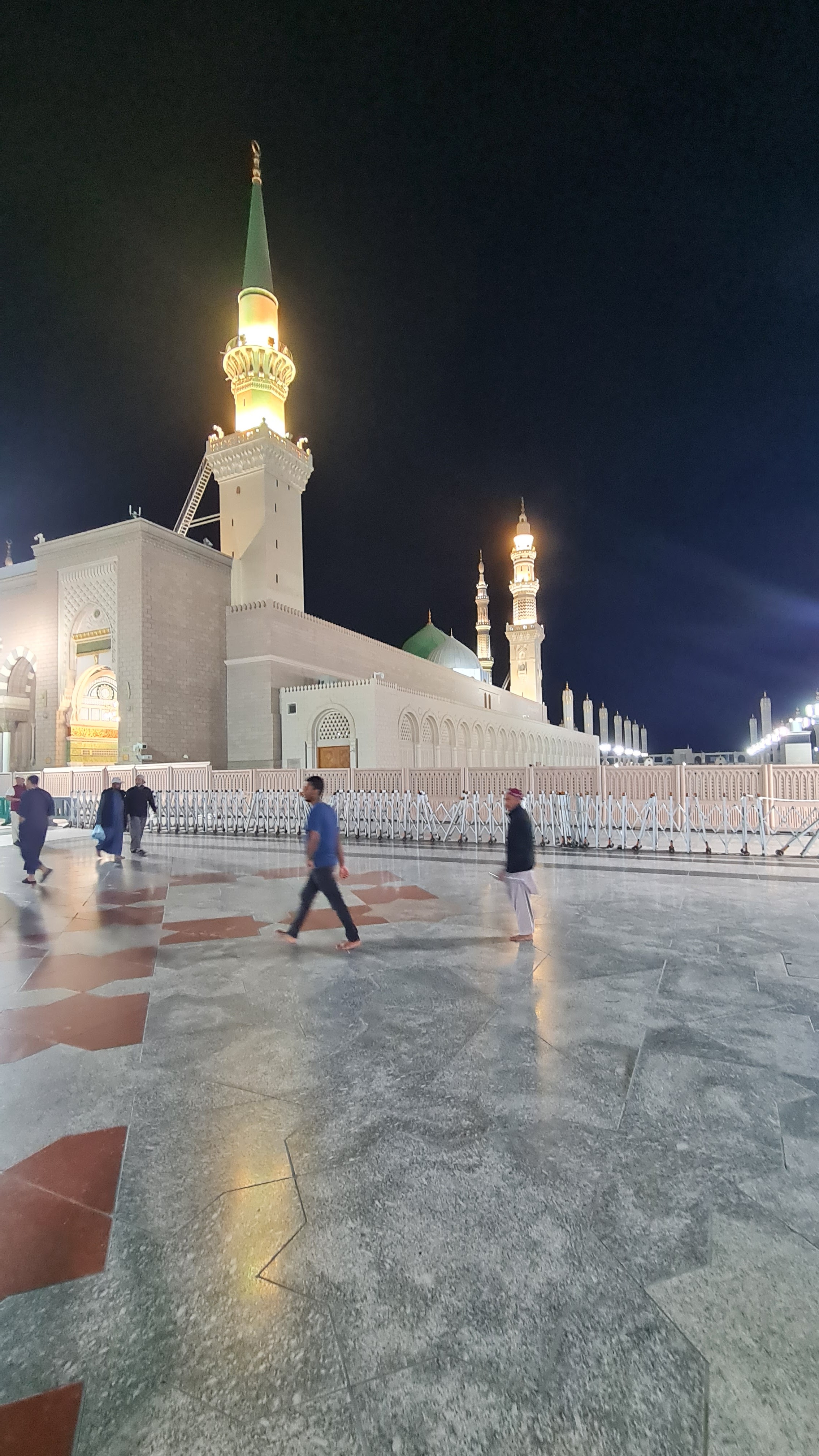 Photo n° 2 de l'avis de belouahri.a fait le 22/02/2024 à 22:01