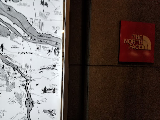 Clothing Store «The North Face», reviews and photos, 1202 NW Davis St, Portland, OR 97209, USA