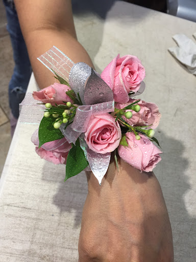 Florist «Chantilly Flowers», reviews and photos, 14514 Lee Rd E, Chantilly, VA 20151, USA