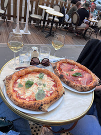 Pizza du Restaurant italien Fratelli Parisi.. Brasserie italienne à Lyon - n°9