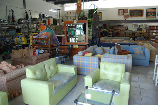 Cheap furniture repository Leon