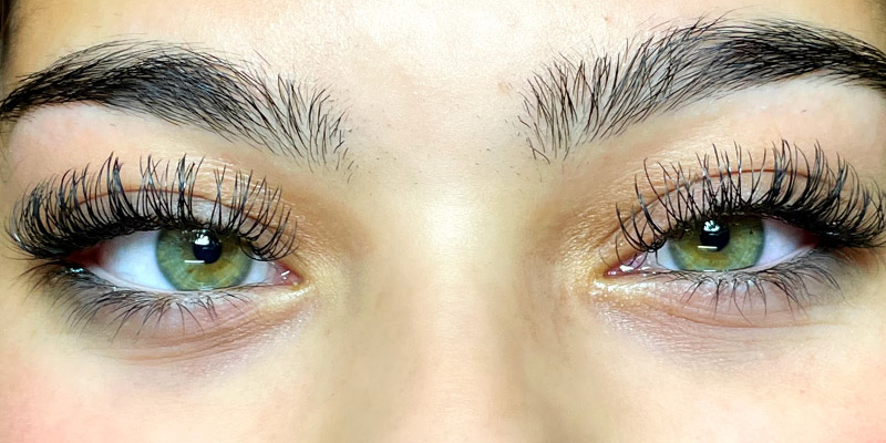 Jewels Beauty Lounge 07747