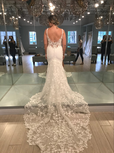 Bridal Shop «Lauderdale Bride - Upscale & Intimate Bridal Boutique in the heart of Fort Lauderdale», reviews and photos, 4130 N Federal Hwy, Fort Lauderdale, FL 33308, USA