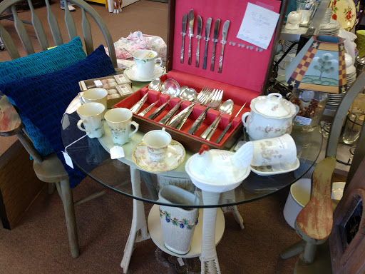 Thrift Store «The Treasure Hound», reviews and photos, 14508 Old Lee Rd, Chantilly, VA 20151, USA