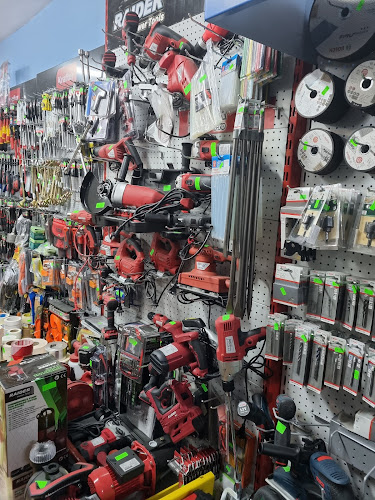 Склад строителни материали и строителна механизация - Перник