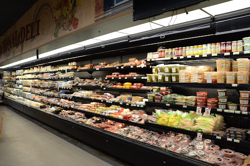 Fruit and Vegetable Store «Harvest Fresh Market», reviews and photos, 100 E Rand Rd, Arlington Heights, IL 60004, USA