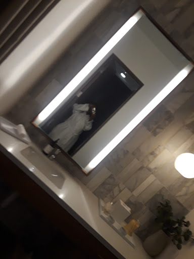 Hair Salon «SALON by milk + honey at the Arboretum Market», reviews and photos, 9722 Great Hills Trail #145, Austin, TX 78759, USA