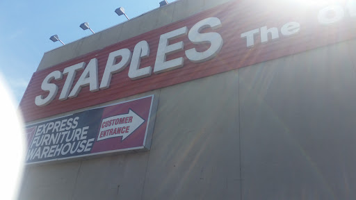 Office Supply Store «Staples», reviews and photos, 91-30 Van Wyck Expy, Jamaica, NY 11418, USA