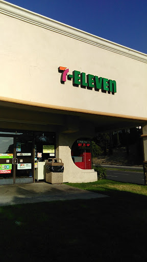 Convenience Store «7-Eleven», reviews and photos, 25361 Alicia Pkwy, Laguna Hills, CA 92653, USA