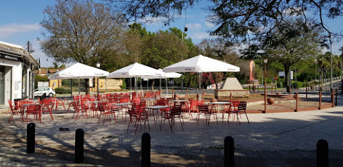 Información y opiniones sobre Arte y Tapas de Castilleja De La Cuesta