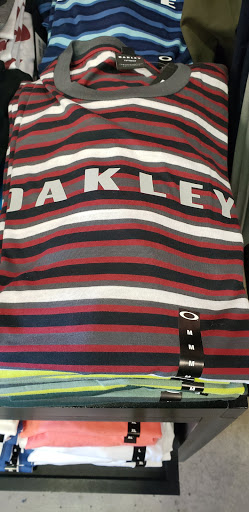 Sunglasses Store «Oakley Vault», reviews and photos, 3939 S Interstate Hwy 35 #191, San Marcos, TX 78666, USA