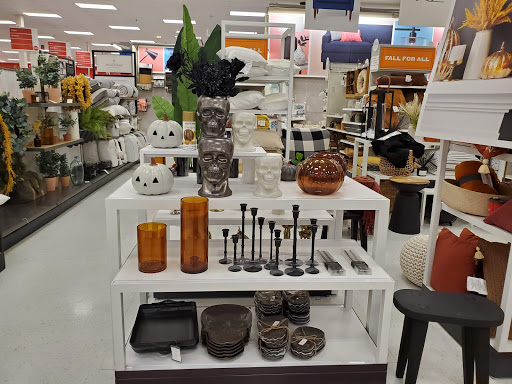 Department Store «Target», reviews and photos, 4920 Transit Rd, Depew, NY 14043, USA