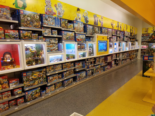 Toy Store «The LEGO Store», reviews and photos, 55 W County Center Dr, Des Peres, MO 63131, USA