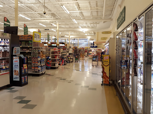 Grocery Store «Super Stop & Shop», reviews and photos, 1095 Kennedy Rd #619, Windsor, CT 06095, USA