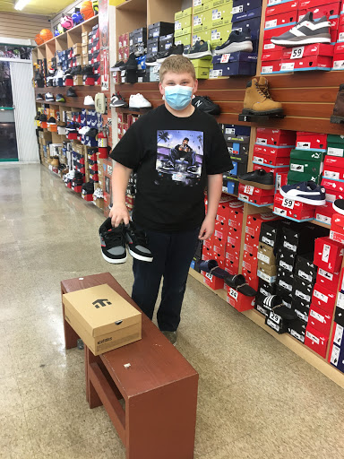 Shoe Store «Shoe City - Fullerton», reviews and photos, 1604 S Harbor Blvd, Fullerton, CA 92832, USA