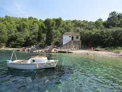 Krucica beach'in fotoğrafı küçük bir koy ile birlikte