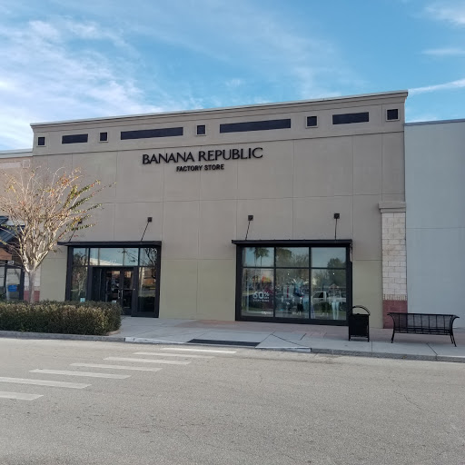 Banana Republic Factory Store, 407 N Alafaya Trail, Orlando, FL 32828, USA, 