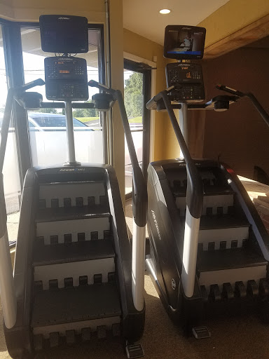 Gym «Century Fitness», reviews and photos, 491 N Main St # 1, East Longmeadow, MA 01028, USA