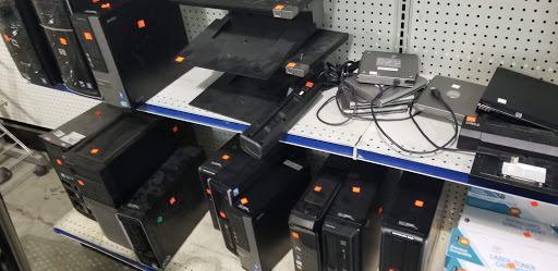 Outlet Store «Goodwill Central Virginia Outlet», reviews and photos, 6301 Midlothian Turnpike, Richmond, VA 23225, USA