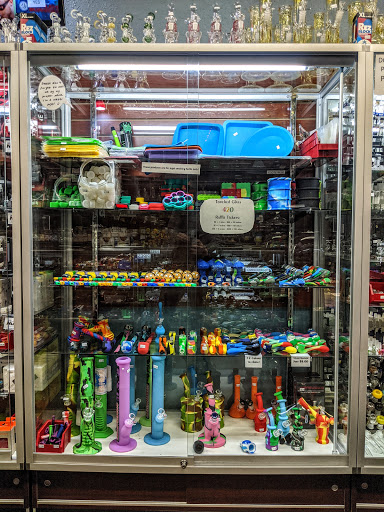 Tobacco Shop «Torched Glass, LLC», reviews and photos, 173 S Main St, Fond du Lac, WI 54935, USA