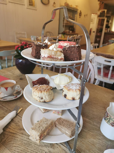 Comments and reviews of Frieda's Tearoom