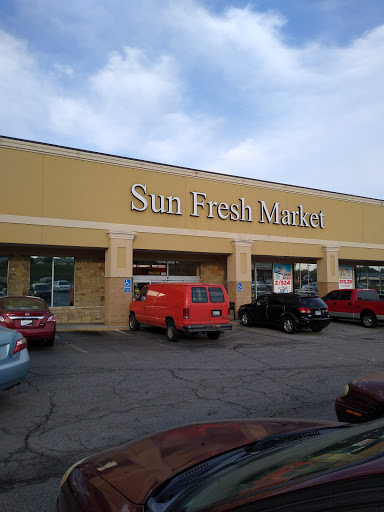 Grocery Store «Sun Fresh», reviews and photos, 2803 S 47th St, Kansas City, KS 66106, USA